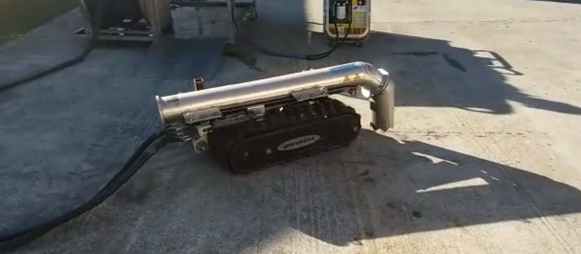 Remote Operator Underwater Vehicle Cleaning