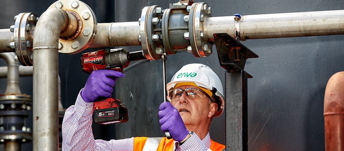 Oil recycling process